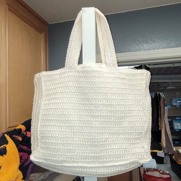 H&M weaved bag - Picture 2 of 5